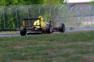 Mike Fowler's Van Diemen RF96 Formula Continental