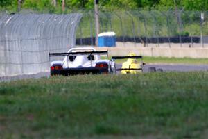 Mike Fowler's Van Diemen RF96 Formula Continental and Joe Dehen's P2 Radical SR3 RS 1500