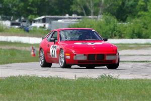Matt Lawson's ITE-2 Porsche 944 Turbo