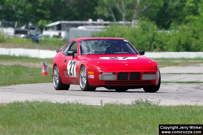 Matt Lawson's ITE-2 Porsche 944 Turbo