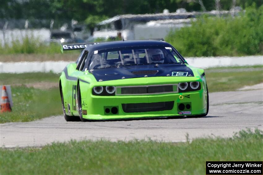Robert May's GT-2 Dodge Challenger