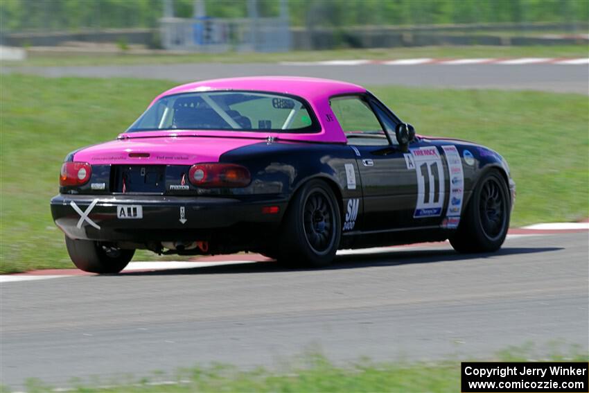Sophie Jones' Spec Miata Mazda Miata