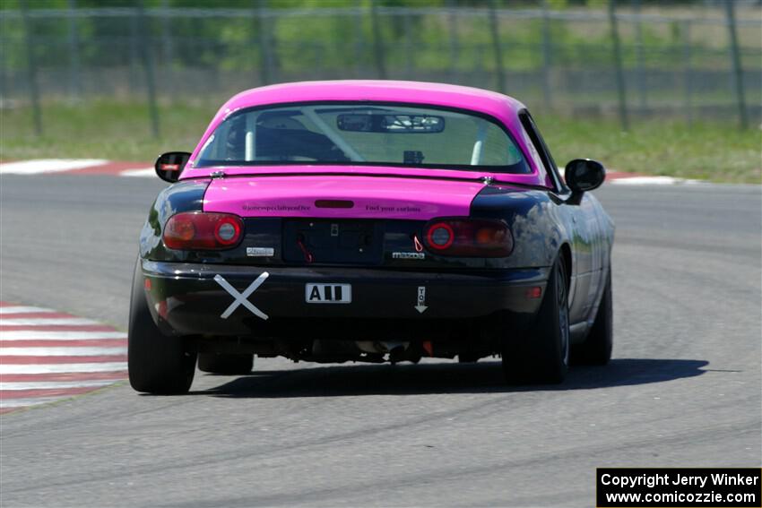 Sophie Jones' Spec Miata Mazda Miata