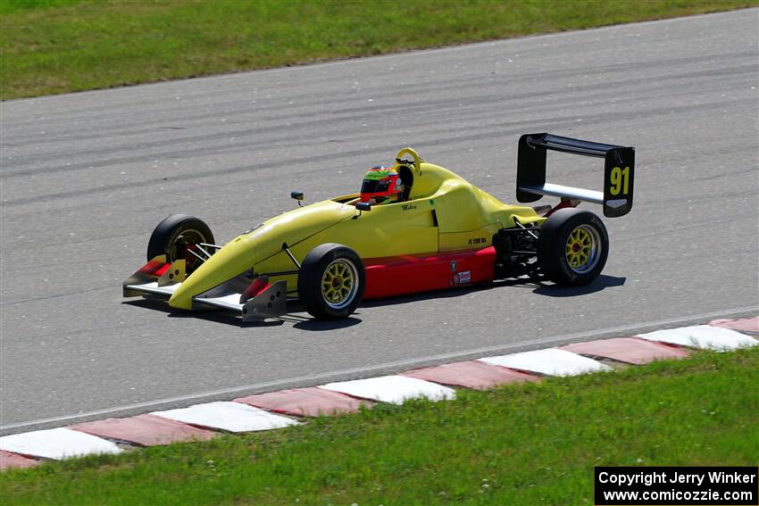 Mike Fowler's Van Diemen RF96 Formula Continental