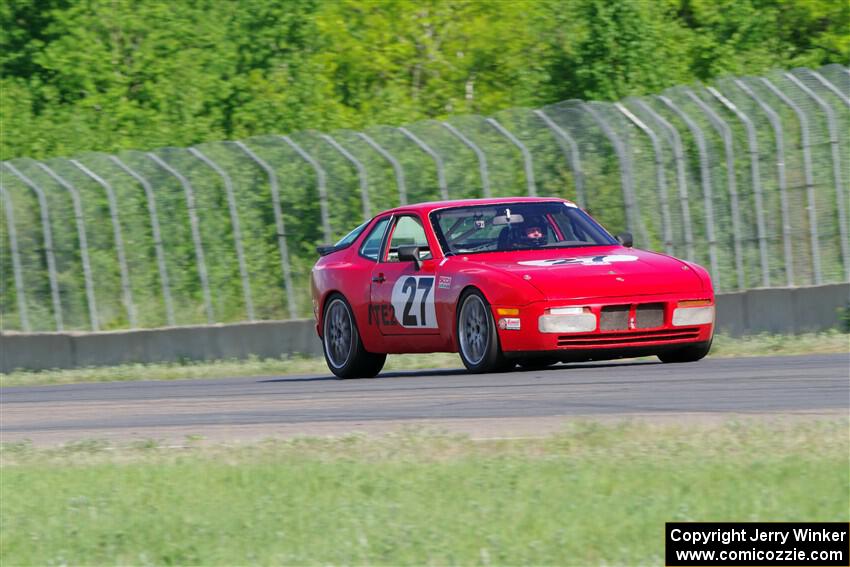 Matt Lawson's ITE-2 Porsche 944 Turbo