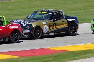 Mark Drennan's Mazda MX-5 Cup