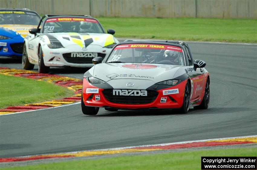 John Dean, II's and Hernan Palermo's Mazda MX-5 Cups