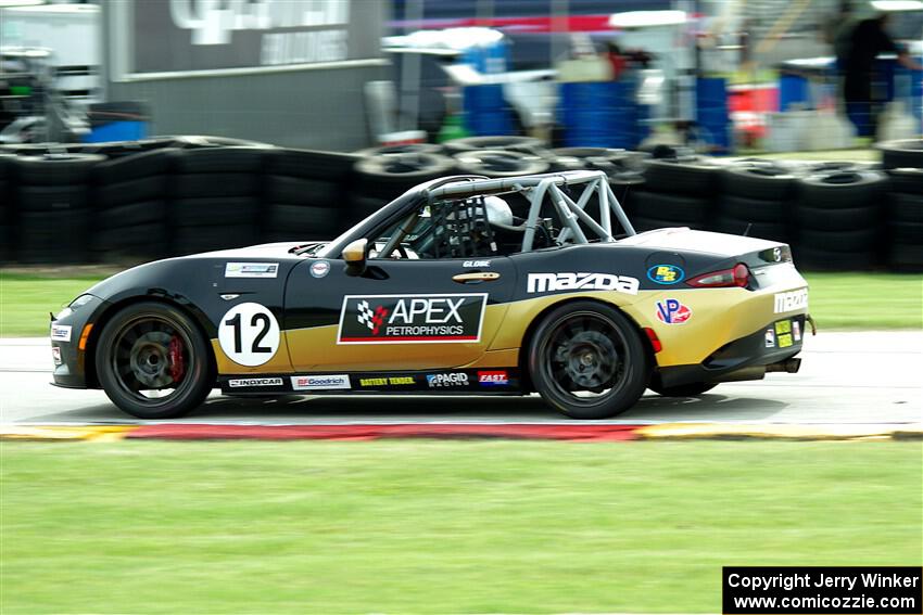 Michael Globe's Mazda MX-5 Cup