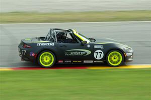 Luke Oxner's Mazda MX-5 Cup