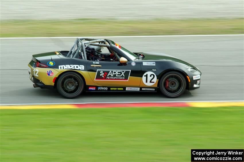 Michael Globe's Mazda MX-5 Cup