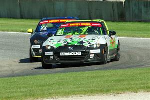 Nathanial Sparks' and Carter Weedon's Mazda MX-5 Cups