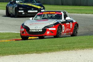 Sarah Montgomery's Mazda MX-5 Cup