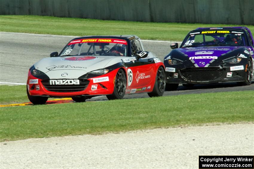 John Dean, II's and Assen Rachev's Mazda MX-5 Cups