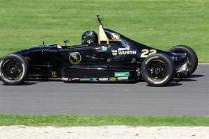 Ayrton Cahan's Van Diemen RF00
