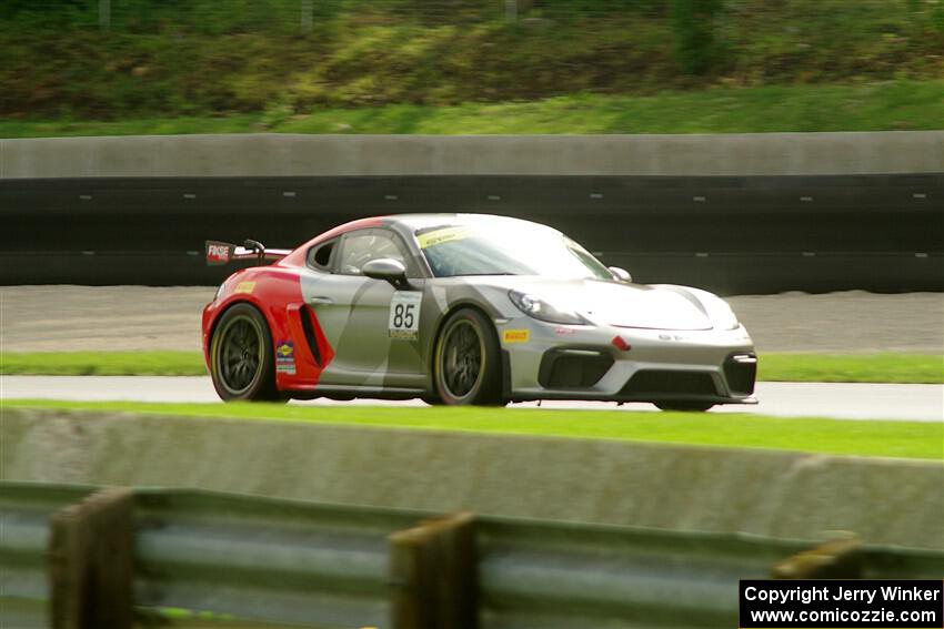 Ross Poole's Porsche Cayman Clubsport