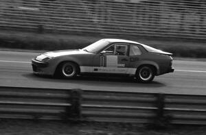 Stefan Edlis's D Production Porsche 924