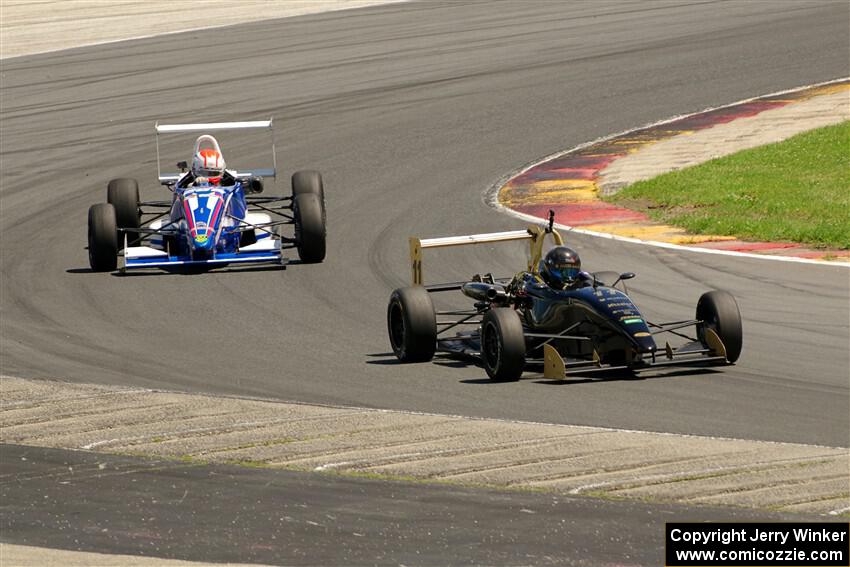 Gabriel Cahan's Van Diemen RF06/Ford and Dane McMahon's Van Diemen Élan DP08