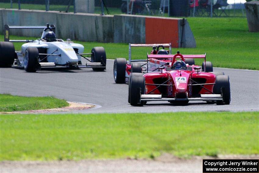 Dudley Fleck's Swift 016.a, Nathan Byrd's JDR F1000 and David Grant's Swift 016.a