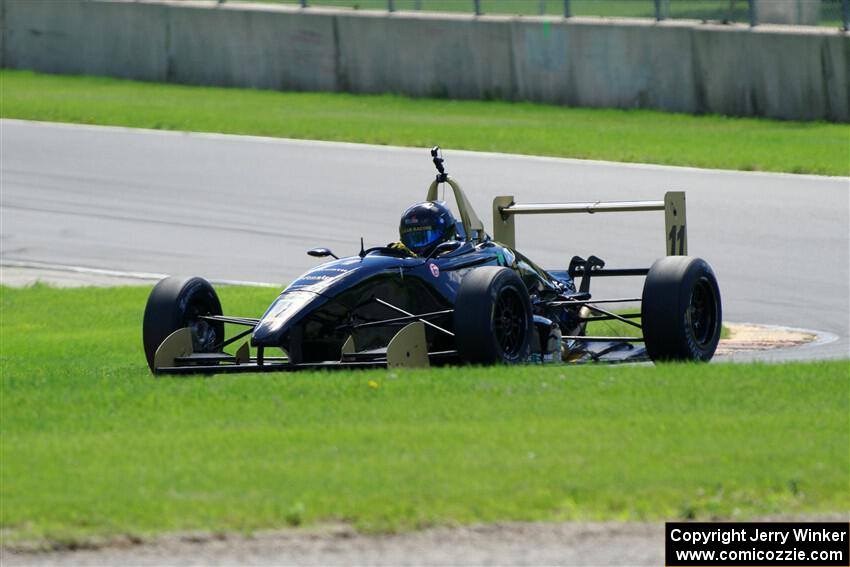 Gabriel Cahan's Van Diemen RF06/Ford