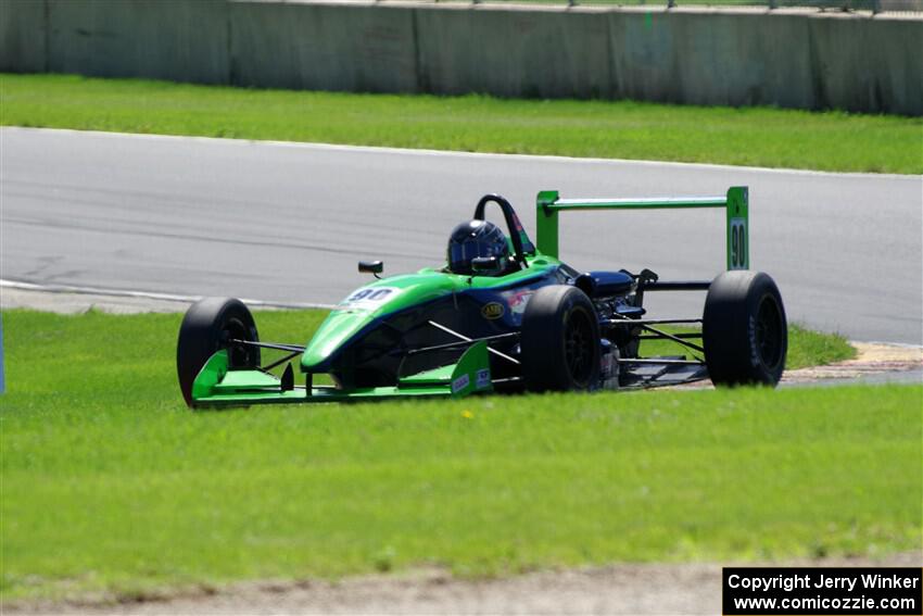 Robert Wright's Van Diemen Élan DP08