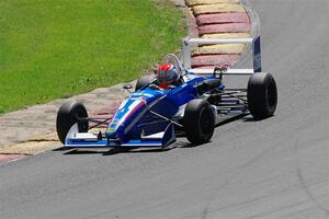 Dane McMahon's Van Diemen Élan DP08