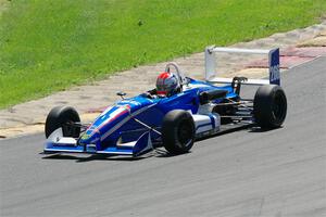 Dane McMahon's Van Diemen Élan DP08