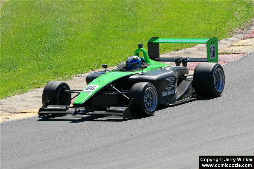 Robert Wright's Van Diemen Élan DP08