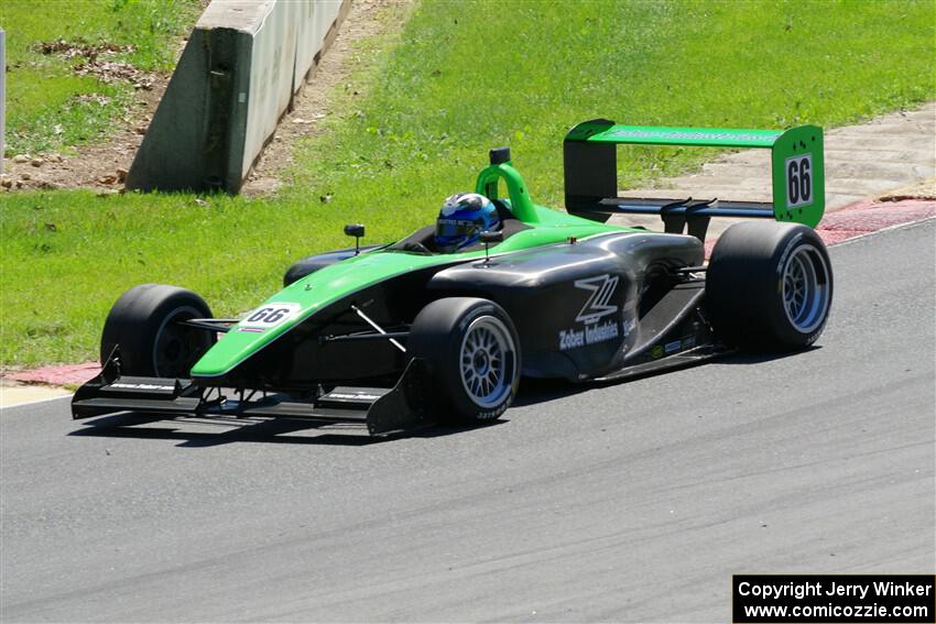 Robert Wright's Van Diemen Élan DP08
