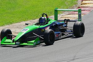 Robert Wright's Van Diemen Élan DP08