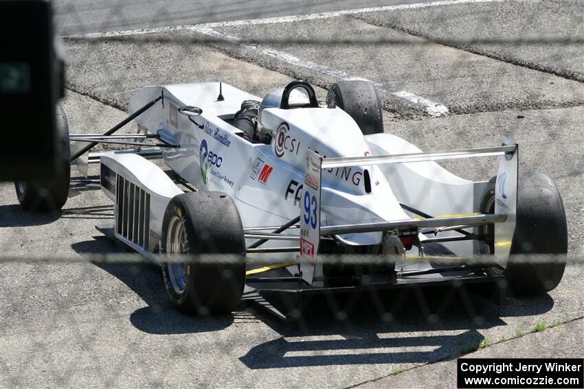 Steve Hamilton's JDR F1000 spins off at Canada Corner.