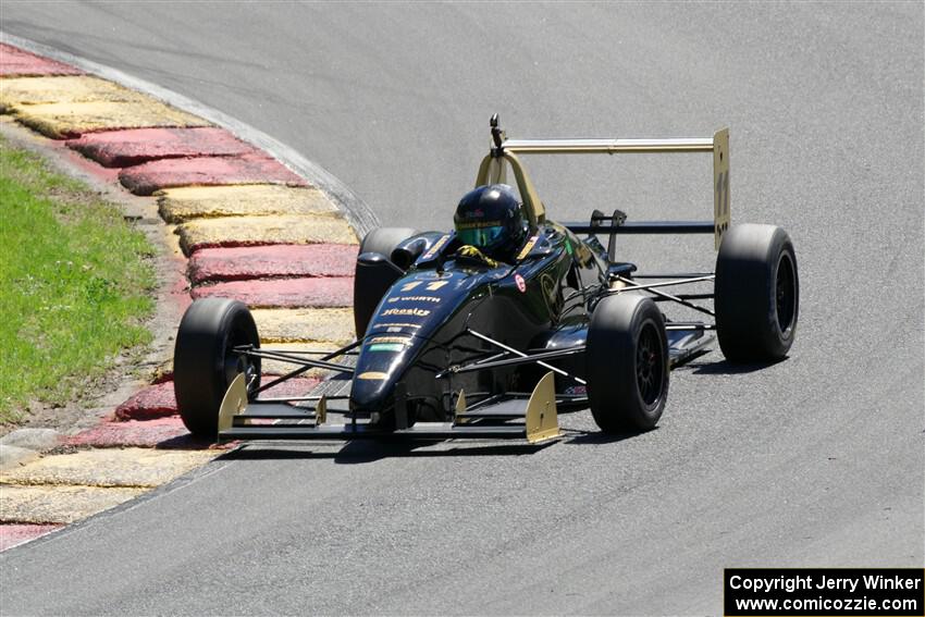 Gabriel Cahan's Van Diemen RF06/Ford