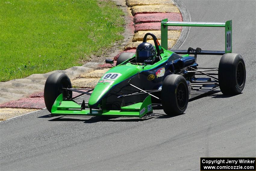 Robert Wright's Van Diemen Élan DP08
