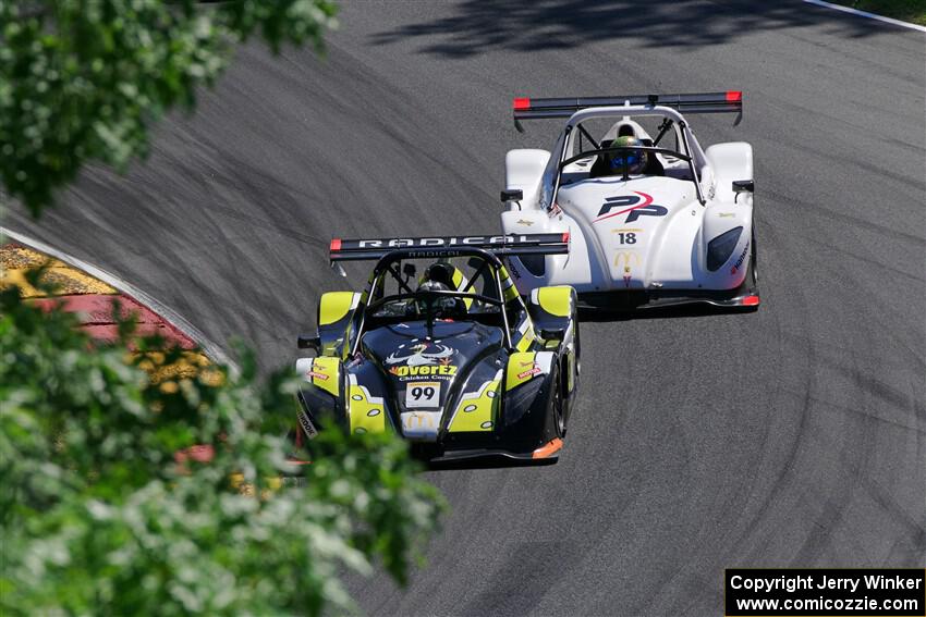 Spencer Schmidt's Radical SR3 XXR 1500 and Vaughn Glace's Radical SR3 XXR 1500