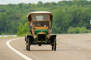 2025 New London to New Brighton Antique Car Run