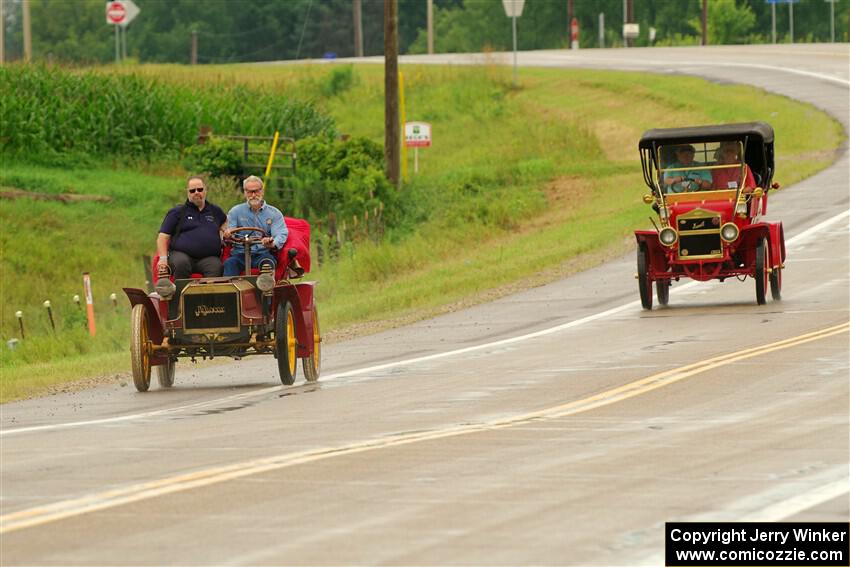 Bruce van Sloun's 1904 Autocar and Stuff Tyler's 1908 Maxwell