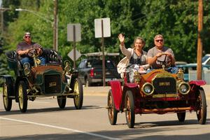 Paul Schaefer's 1909 Brush and Pat McDivitt's 1906 Ford Model F