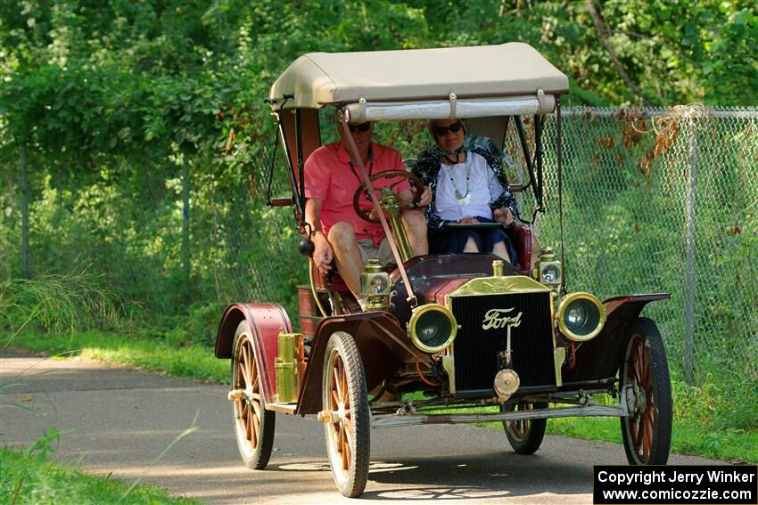 Milt Roorda's 1906 Ford