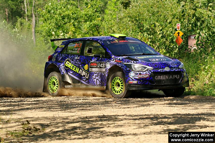 Patrick Gruszka / John Hall Hyundai i20 R5 on SS3, Refuge I.