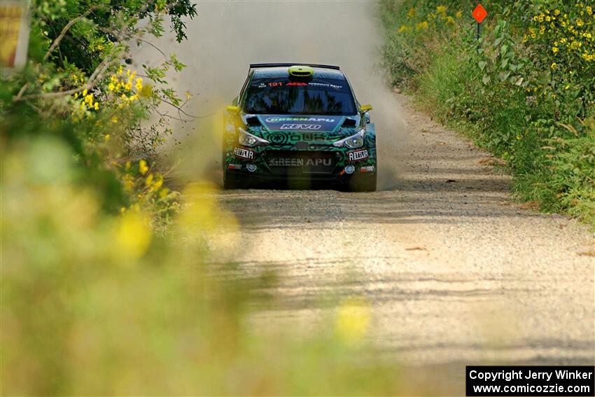 Alastair Scully / Stefan Trajkov Hyundai i20 R5 on SS3, Refuge I.