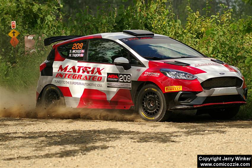 Madelyn Tabor / Sophia McKee Ford Fiesta Rally3 on SS3, Refuge I.