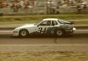 George Drolsom's Porsche 924 Carrera