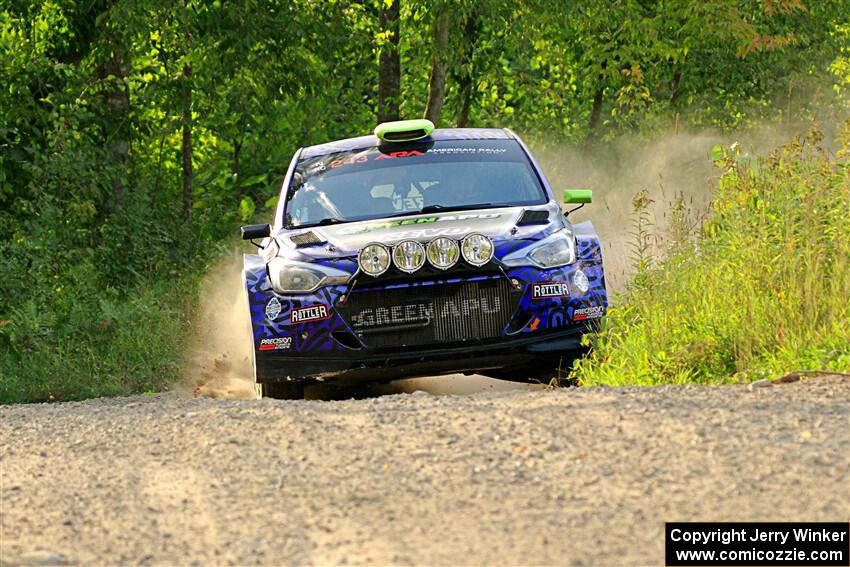 Patrick Gruszka / John Hall Hyundai i20 R5 on SS7, Refuge II.