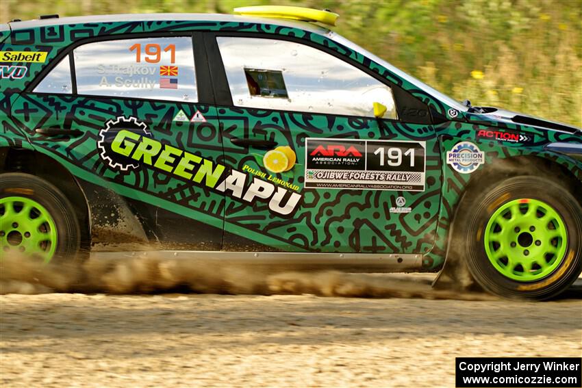 Alastair Scully / Stefan Trajkov Hyundai i20 R5 on SS7, Refuge II.