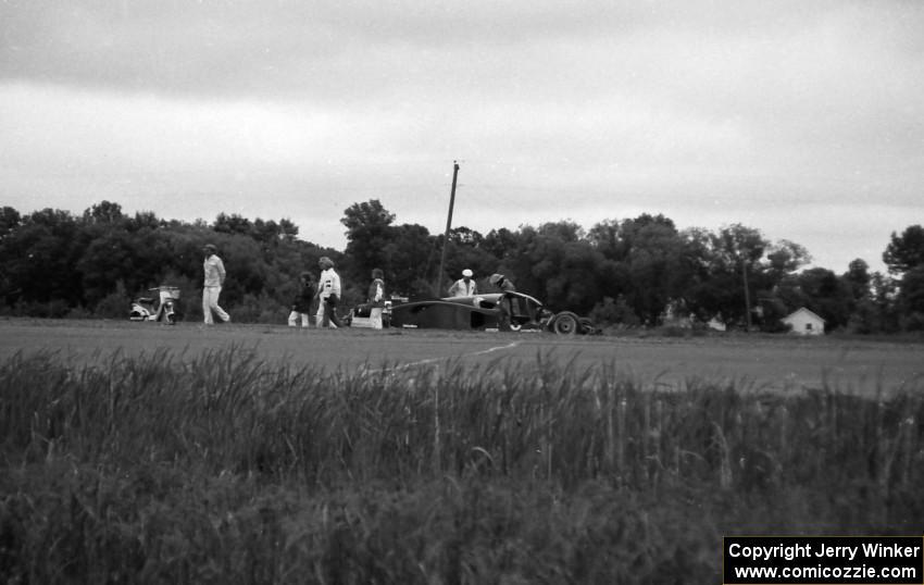 Danny Ongais's Lola T-600/Chevy blew a tire and lost its bodywork at top speed in turn one during qualifying.