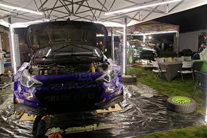 Patrick Gruszka / John Hall Hyundai i20 R5 and Alastair Scully / Stefan Trajkov Hyundai i20 R5 at Pioneer Farm after day two.