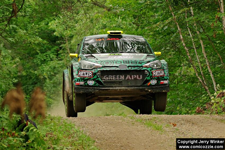 Alastair Scully / Stefan Trajkov Hyundai i20 R5 on SS15, Otterkill II.