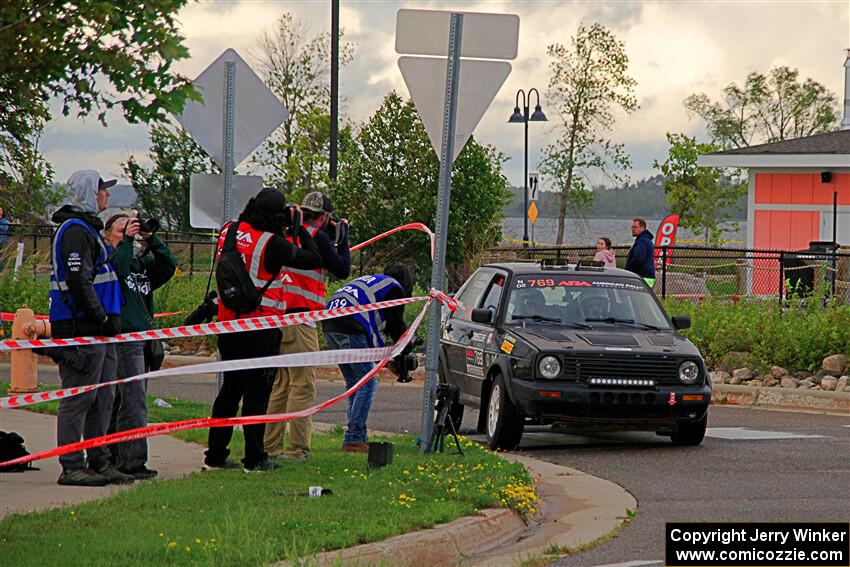 Andy Cowan / John Vinti VW Jetta VR6 on SS20, Sanford Center.