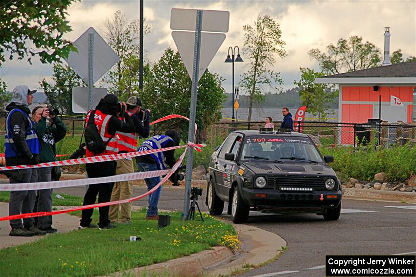 Andy Cowan / John Vinti VW Jetta VR6 on SS20, Sanford Center.
