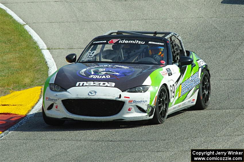 Anthony McIntosh's Mazda MX-5 Cup