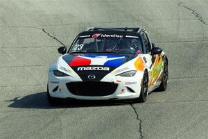Glenn McGee's Mazda MX-5 Cup